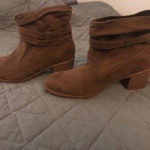 American Eagle by Payless Ankle Booties in size 7.5 in brown. New without tags